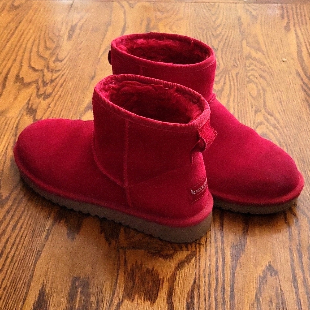 Ugg Koolaburra boots womens